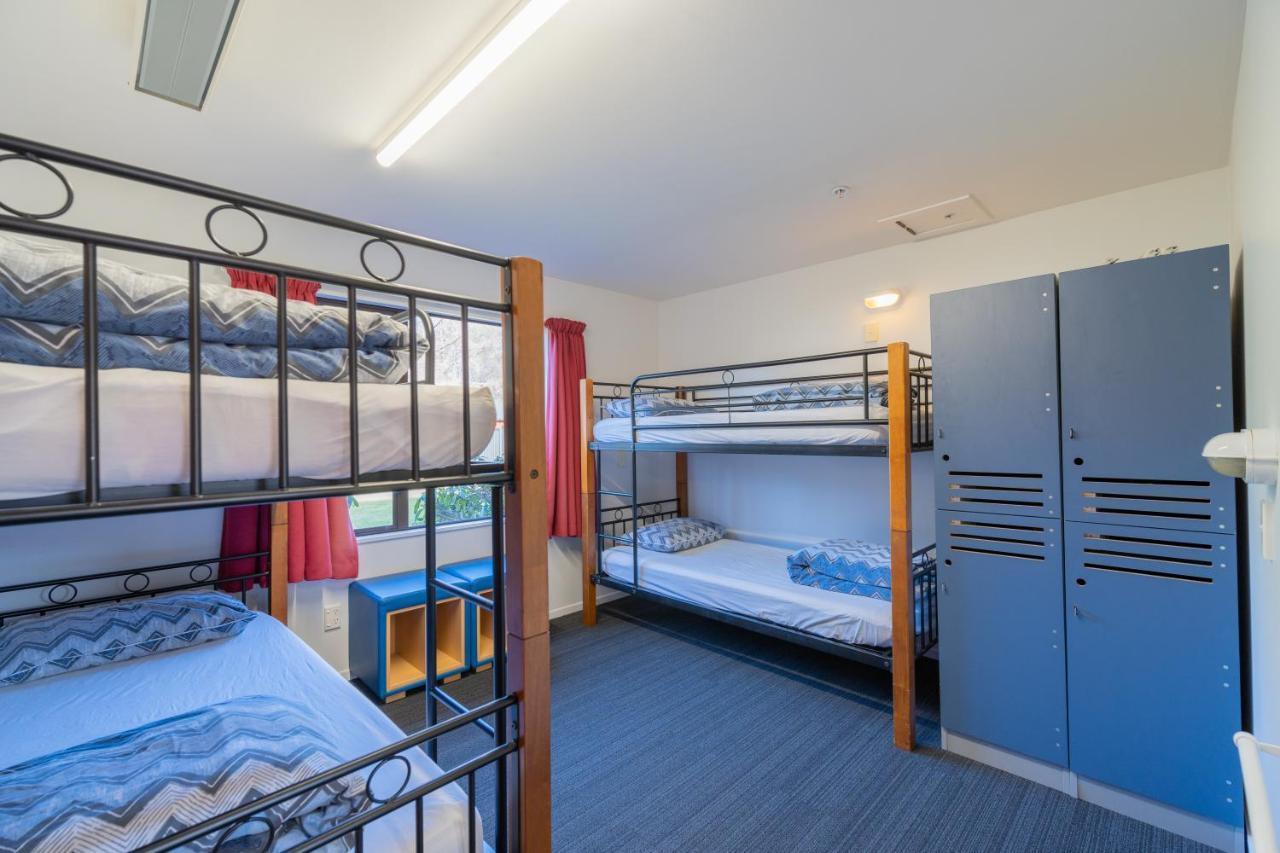 Te Anau Central Backpackers Экстерьер фото