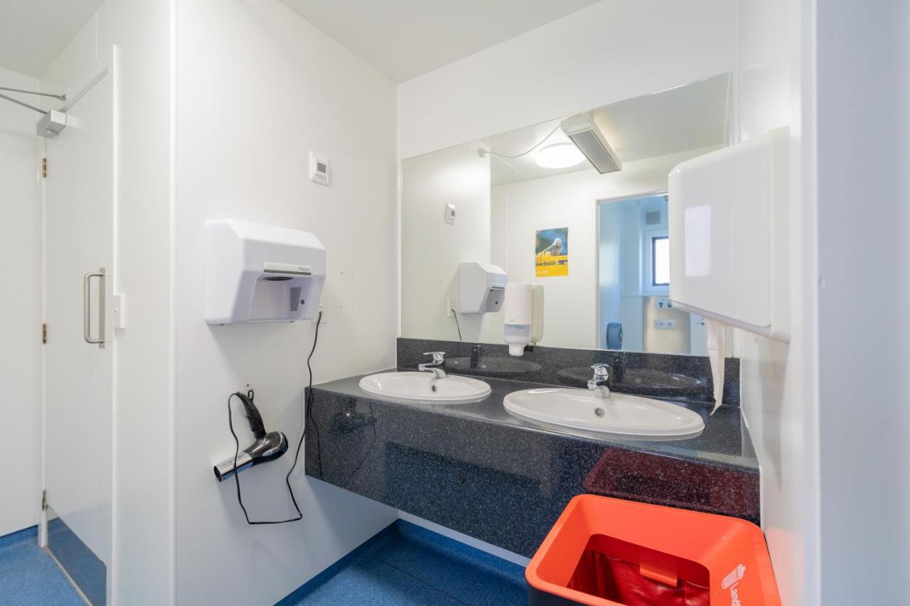 Te Anau Central Backpackers Экстерьер фото
